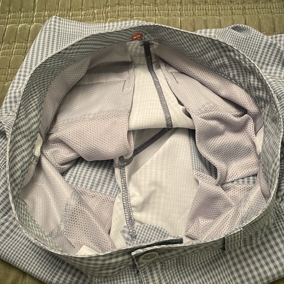 Southern Tide Men’s Lightweight Checkered Pattern Shorts 30W Excellent Condition - Picture 8 of 12